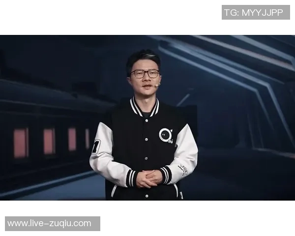 小杨将演唱会前夕媒体人揭秘开拓者休息日与新秀整蛊活动