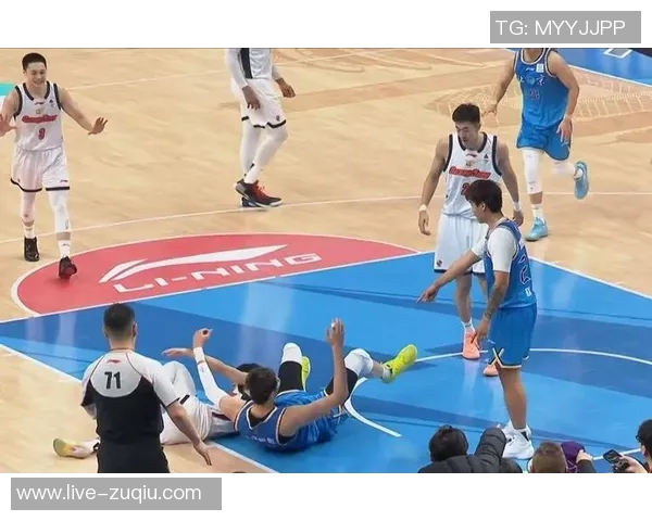 麦基加盟北京队薪资水平位居CBA顶尖多支强队曾向其抛出橄榄枝